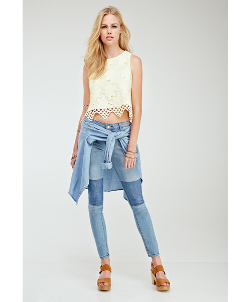 FOREVER 21（フォーエバー トゥエンティーワン）の「FOREVER 21 Floral Crochet Crop Top（Tシャツ/カットソー・レディース・Cream/Yellow・Medium/Large/Small）」の10枚目の写真