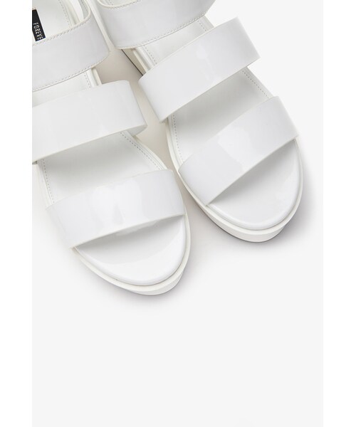 FOREVER 21(フォーエバー トゥエンティーワン)の「FOREVER 21 Faux Leather Flatform Sandals(サンダル・レディース・Navy/Lavender/White/Light blue・8.5/5.5/6.5/7/7.5/8/6/9/10)」の11枚目の写真
