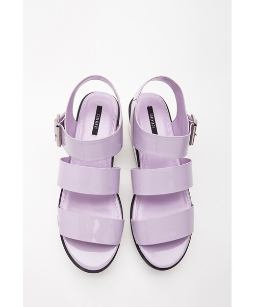 FOREVER 21(フォーエバー トゥエンティーワン)の「FOREVER 21 Faux Leather Flatform Sandals(サンダル・レディース・Navy/Lavender/White/Light blue・8.5/5.5/6.5/7/7.5/8/6/9/10)」の5枚目の写真