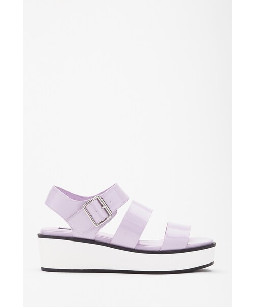 FOREVER 21(フォーエバー トゥエンティーワン)の「FOREVER 21 Faux Leather Flatform Sandals(サンダル・レディース・Navy/Lavender/White/Light blue・8.5/5.5/6.5/7/7.5/8/6/9/10)」の4枚目の写真