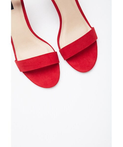 FOREVER 21(フォーエバー トゥエンティーワン)の「FOREVER 21 Faux Suede Ankle-Strap Heels(サンダル・レディース・Red/Black・10/8.5/9/8/6.5/5.5/7/7.5/6)」の8枚目の写真