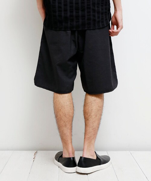 Name.（ネーム）の「W/T SHORT TROUSERS D.GRY/CCL（パンツ・メンズ・D.GRY/CCL/GRY・1/2）」の4枚目の写真