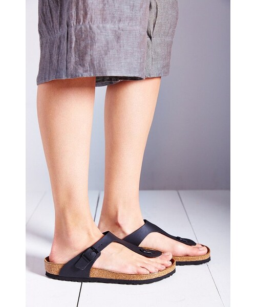 BIRKENSTOCK(ビルケンシュトック)の「Birkenstock Gizeh Birko-Flor Thong Sandal(サンダル・レディース・BLACK/SILVER・US 9/EU 39/US 10/EU 40/US 11/EU 41/US 6/EU 36/US 7/EU 37/US 8/EU 38)」の4枚目の写真