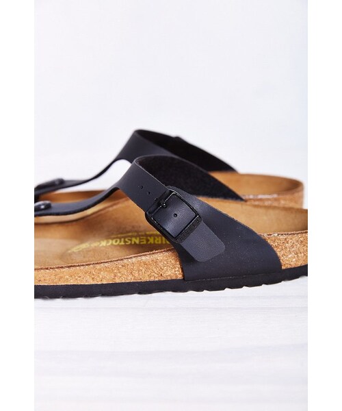 BIRKENSTOCK(ビルケンシュトック)の「Birkenstock Gizeh Birko-Flor Thong Sandal(サンダル・レディース・BLACK/SILVER・US 9/EU 39/US 10/EU 40/US 11/EU 41/US 6/EU 36/US 7/EU 37/US 8/EU 38)」の2枚目の写真