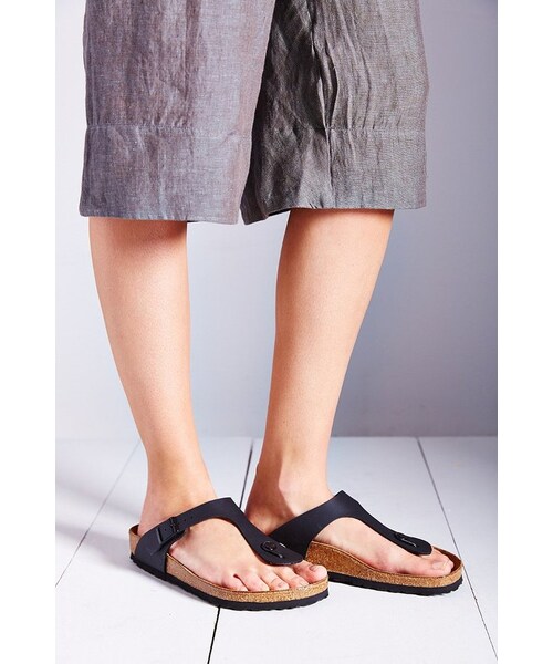 BIRKENSTOCK(ビルケンシュトック)の「Birkenstock Gizeh Birko-Flor Thong Sandal(サンダル・レディース・BLACK/SILVER・US 9/EU 39/US 10/EU 40/US 11/EU 41/US 6/EU 36/US 7/EU 37/US 8/EU 38)」の10枚目の写真