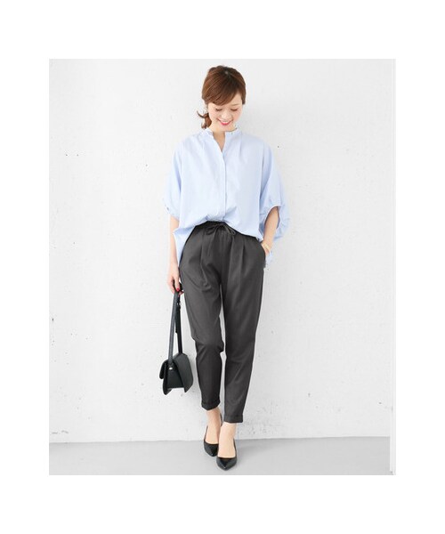 URBAN RESEARCH DOORS(アーバンリサーチドアーズ)の「ギャバストレッチイージーパンツ(パンツ・レディース・CHARCOAL/NAVY・36/38)」の3枚目の写真