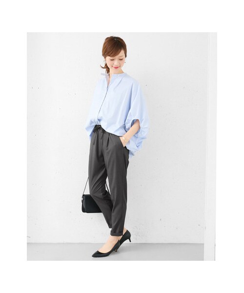 URBAN RESEARCH DOORS(アーバンリサーチドアーズ)の「ギャバストレッチイージーパンツ(パンツ・レディース・CHARCOAL/NAVY・36/38)」の4枚目の写真
