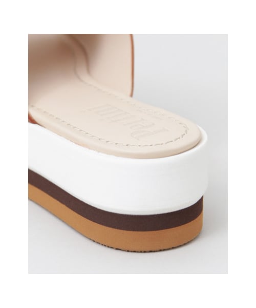 URBAN RESEARCH（アーバンリサーチ）の「Pertini　Slip-On Sandals（シューズ・レディース・CAMEL・36/37/38）」の4枚目の写真