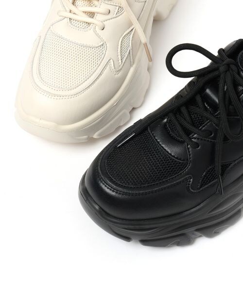 LOWRYS FARM(ローリーズファーム)の「ボリュームスニーカー(その他・アイボリー08/ブラック09・S(22~22.5)/M(23~23.5)/L(24~24.5))」の19枚目の写真