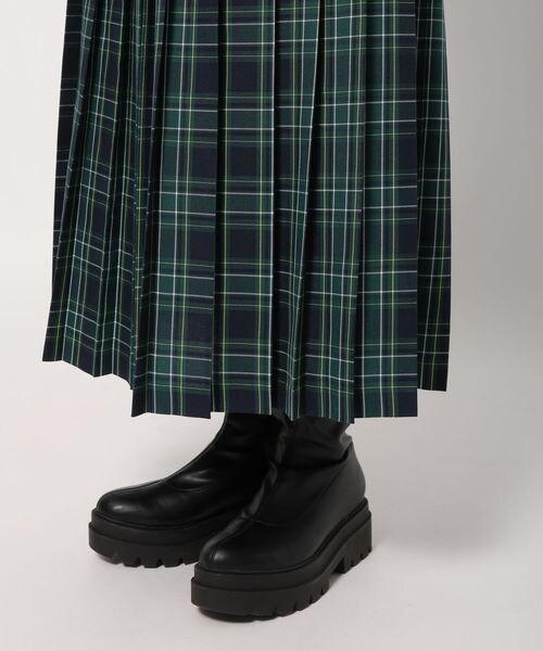 LOWRYS FARM（ローリーズファーム）の「チェックプリーツスカート（スカート・グレー18/ブラウン52/ネイビー88・F）」の11枚目の写真