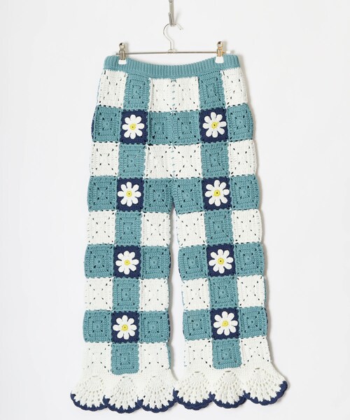 HOLIDAY CROCHET FLOWER PANTS 定価40,700円 HOLIDAY（ホリデイ）の「【SAMPLE SALE】CROCHET FLOWER PANTS