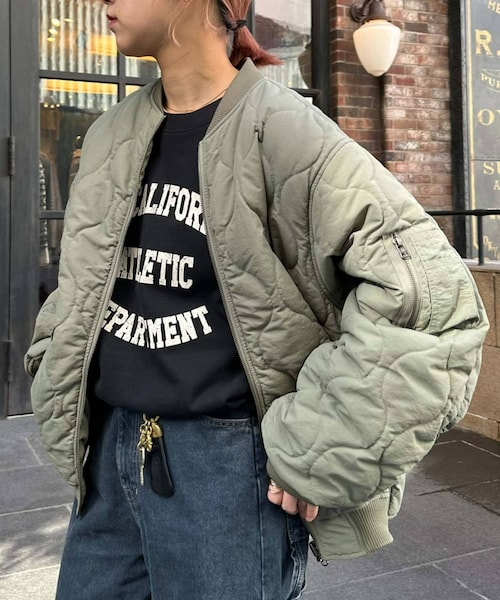 CIAOPANIC TYPY（チャオパニックティピー）の「【ユニセックス】リバーシブルキルティングMA-1（ジャケット/アウター・レディース・オフホワイト/カーキ/ブラック・ONE）」の3枚目の写真