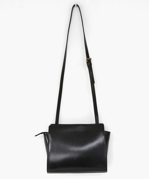 DHOLIC（ディーホリック）の「本革スクエアバッグ（ショルダーバッグ・レディース・ワイン/ブラック/グレー・ONE）」の2枚目の写真