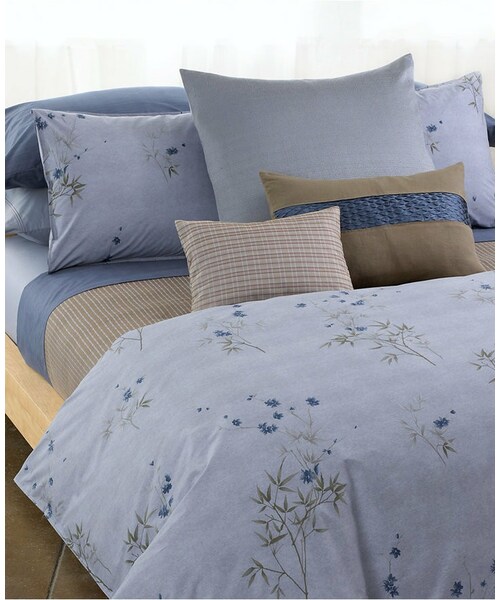 Calvin Klein（カルバン・クライン）の「Calvin Klein Pair of Bamboo Flowers King Pillowcases（クッション/クッションカバー