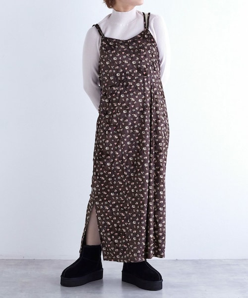 w closet（ダブルクローゼット）の「ベロア花柄ワンピース（）」 - WEAR