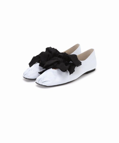 LE TALON（ルタロン）の「《予約》GRISEサテンリボンバレリーナ