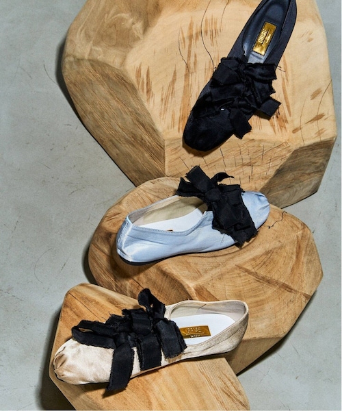 LE TALON（ルタロン）の「《予約》GRISEサテンリボンバレリーナ