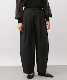 アパートバイローリーズ コクーンボリュームパンツ ホワイト M セール】スラックスコクーンボリュームパンツ（スラックス）｜A
