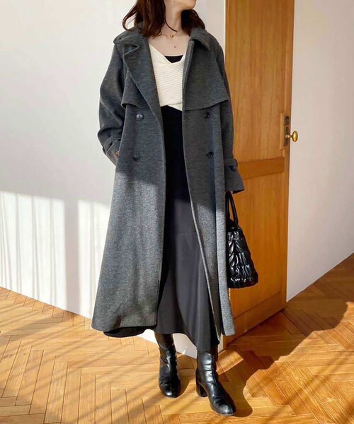 one after another NICE CLAUP（ワンアフターアナザーナイスクラップ）の「【パルクロ先行】Ｍ.Lサイズ展開/ロングコート（ステンカラーコート・レディース・アイボリー/チャコールグレー/ブラック/ラベンダー・2/3）」の3枚目の写真