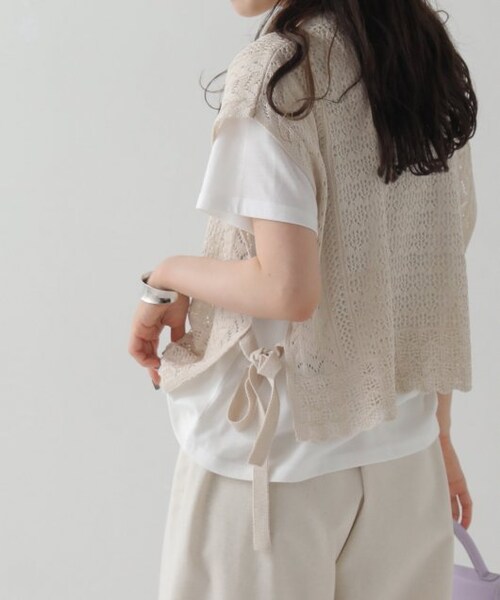 OUTLET(アウトレット)の「サイドリボンベスト×Tシャツ(トップス・レディース・クロ/サックス/ベージュ・FREE)」の3枚目の写真