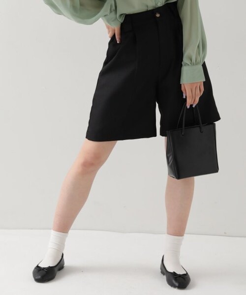 OUTLET(アウトレット)の「タックショートパンツ(パンツ・レディース・クロ/カーキ/パープル/グレージュ・FREE)」の16枚目の写真