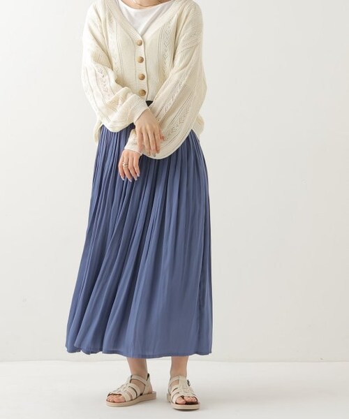 OUTLET(アウトレット)の「透かし編みVネックカーディガン(トップス・レディース・クロ/グリーン/オレンジ/オフシロ・FREE)」の6枚目の写真