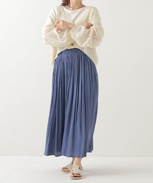 OUTLET(アウトレット)の「透かし編みVネックカーディガン(トップス・レディース・クロ/グリーン/オレンジ/オフシロ・FREE)」の7枚目の写真