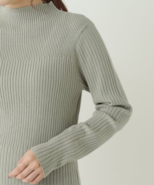 OUTLET(アウトレット)の「3段リブハイネックプルオーバー(トップス・レディース・黒/グリーン/赤/ベージュ/生成・FREE)」の13枚目の写真