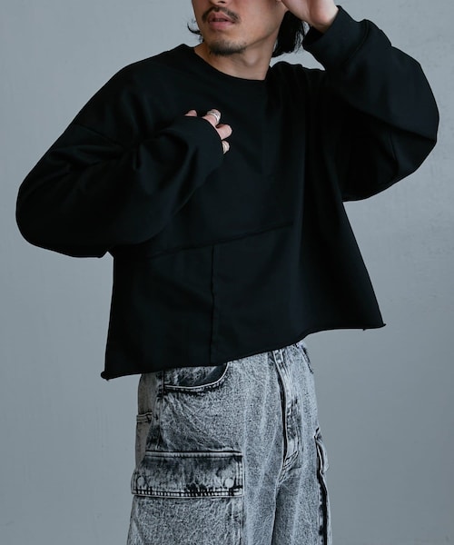 Lui's(ルイス)の「【Neucon / ニューコン】24SS クロップド カットオフスウェット(トップス・メンズ・ブラック/グレー・1/2)」の1枚目の写真