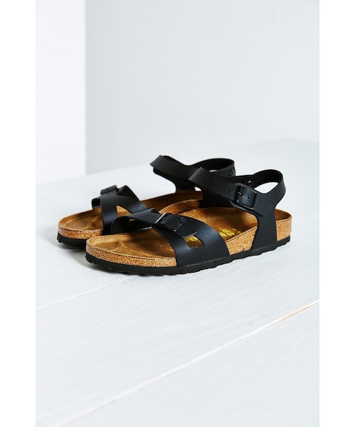 BIRKENSTOCK（ビルケンシュトック）の「Birkenstock Rio Quarter Strap Sandal（サンダル・レディース・WHITE/BLACK・US 10/EU 40/US 9/EU 39/US 7/EU 37/US 6/EU 36/US 8/EU 38/US 11/EU 41）」の5枚目の写真