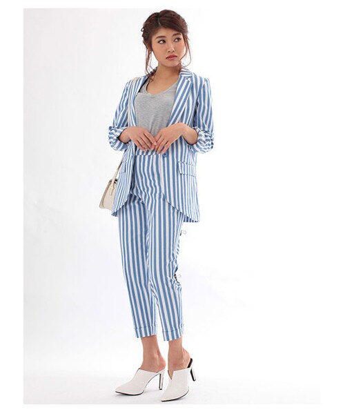 SPIRALGIRL(スパイラルガール)の「ストライプノンタックパンツ(パンツ・レディース・ブルー/ブラック/ネイビー・1/2)」の8枚目の写真