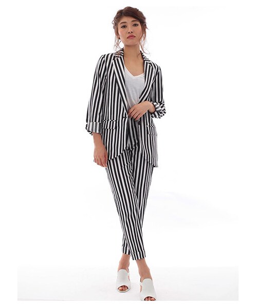 SPIRALGIRL(スパイラルガール)の「ストライプノンタックパンツ(パンツ・レディース・ブルー/ブラック/ネイビー・1/2)」の7枚目の写真