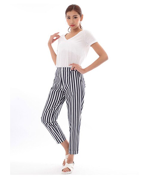 SPIRALGIRL(スパイラルガール)の「ストライプノンタックパンツ(パンツ・レディース・ブルー/ブラック/ネイビー・1/2)」の3枚目の写真