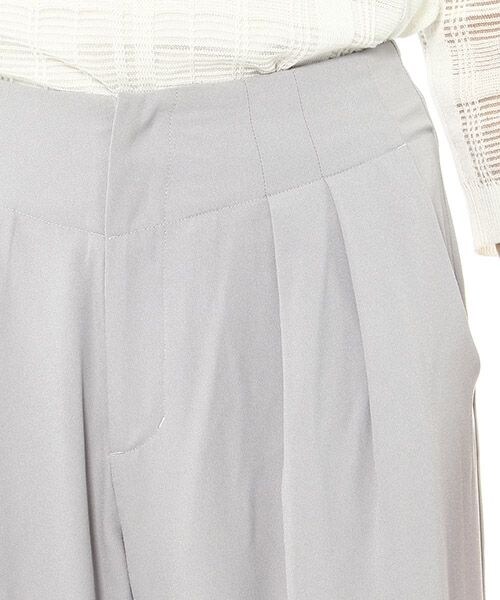 Andemiu（アンデミュウ）の「タックワイドパンツ（パンツ・レディース・ホワイト/ライトグレー/ブラック・S/M）」の8枚目の写真