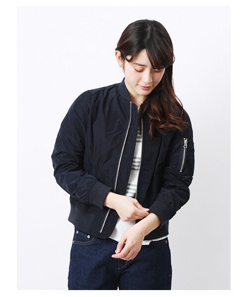 earth music&ecology(アースミュージックアンドエコロジー)の「<WEB限定大きな・小さなサイズ>MA-1ブルゾン(ブルゾン ・レディース・オフホワイト/カーキ/ネイビー・L)」の10枚目の写真