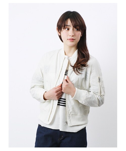 earth music&ecology(アースミュージックアンドエコロジー)の「<WEB限定大きな・小さなサイズ>MA-1ブルゾン(ブルゾン ・レディース・オフホワイト/カーキ/ネイビー・L)」の8枚目の写真
