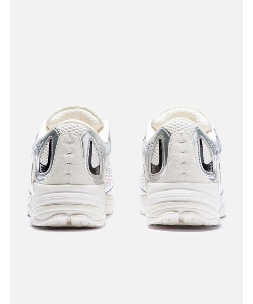 RAF SIMONS（ラフシモンズ）の「ULTRASCEPTRE（その他・レディース・White Alyssum / Grey Violet・EU 37/EU 38/EU 39/EU 40/EU 41）」の3枚目の写真
