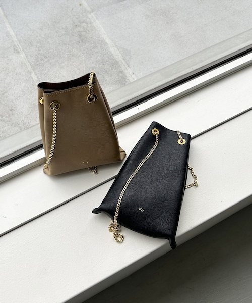 CAPRICIEUX LE'MAGE（カプリシューレマージュ）の「＜tov/トーヴ＞TOO MINIショルダーバッグ（ショルダーバッグ・レディース・ベージュ/ブラック・F）」の2枚目の写真