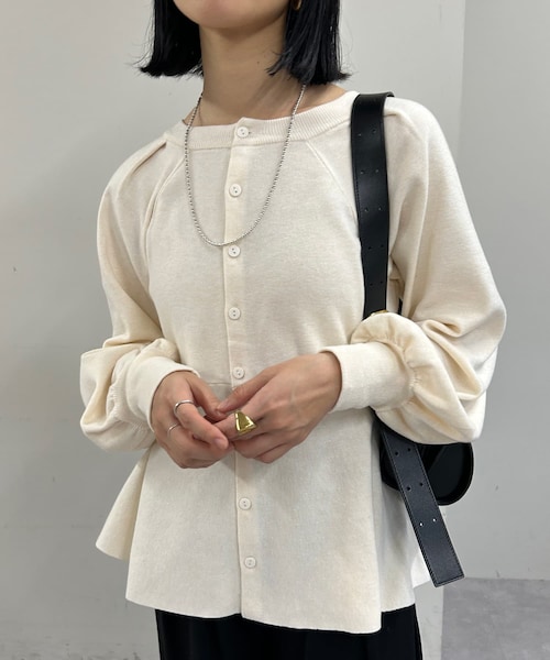 SHENERY(シーナリー)の「ペプラム2WAYニット(ニット/セーター・レディース・オフホワイト/ブラウン/ブラック・F)」の1枚目の写真