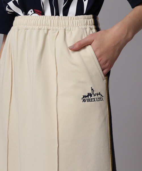 AVIREX（アヴィレックス）の「【先行予約 2月上旬-2月中旬入荷予定】TRACK SKIRT/トラックスカート（スカート・オレンジ/クリーム・F）」の9枚目の写真