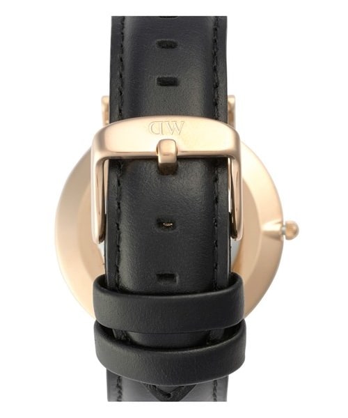 Daniel Wellington（ダニエルウェリントン）の「Daniel Wellington 'Classic Sheffield' Leather Strap Watch, 36mm（アナログ腕時計・レディース・Black/ Rose Gold）」の2枚目の写真