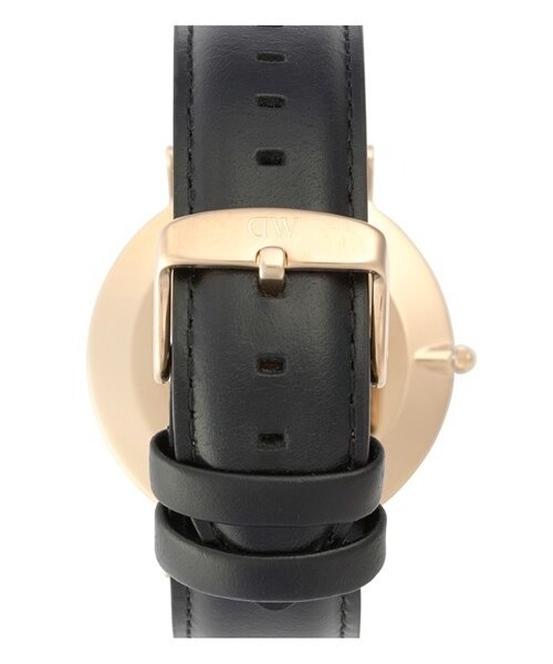 Daniel Wellington(ダニエルウェリントン)の「Daniel Wellington 'Classic Sheffield' Leather Strap Watch, 40mm(アナログ腕時計・レディース・Black/ Rose Gold)」の2枚目の写真