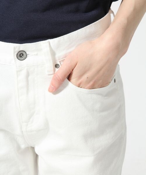 LEPSIM（レプシィム）の「デニムクロプドパンツ（パンツ・レディース・ダメージ01/オフ05/ブルー85・Ｍ/Ｌ）」の10枚目の写真