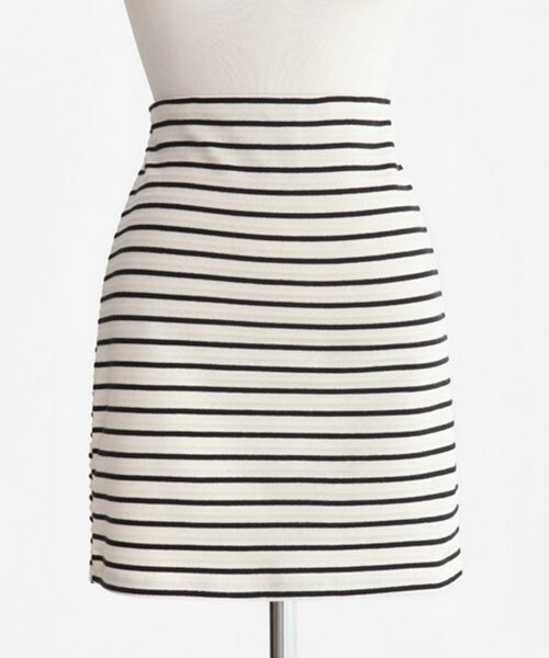 DHOLIC（ディーホリック）の「ボーダータイトミニスカート（スカート・レディース・ネイビー/アイボリー/グレー・free）」の2枚目の写真