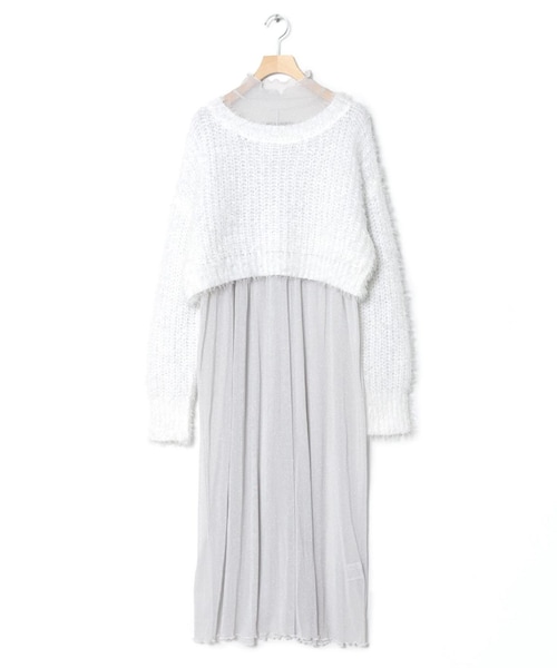ホワイトハイネックワンピース SUPER120Sウール 脇マチハイネックワンピース／ZUTTO（ズット