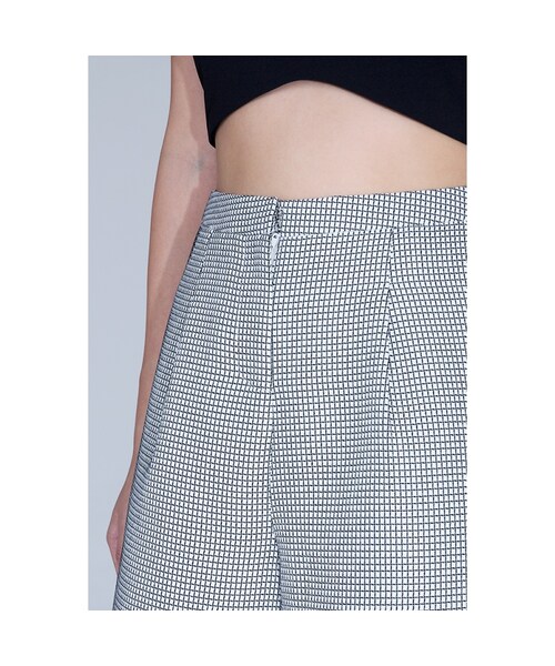 KLARRA(クラーラ)の「Velle Checkered Culotte(その他・レディース・Checkered・XS (not available)/S/M/L)」の2枚目の写真