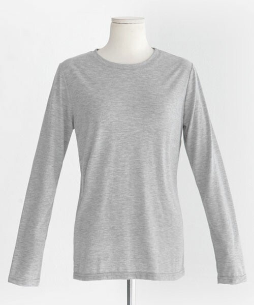 DHOLIC（ディーホリック）の「ラウンドネックロングスリーブTシャツ（Tシャツ/カットソー・レディース・ブラック/ホワイトアイボリー/ベージュ/ワイン/ネイビー/グレー・free）」の3枚目の写真