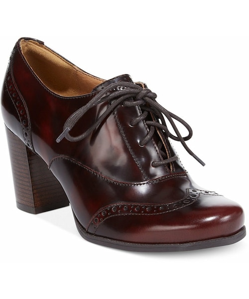 clarks artisan pumps
