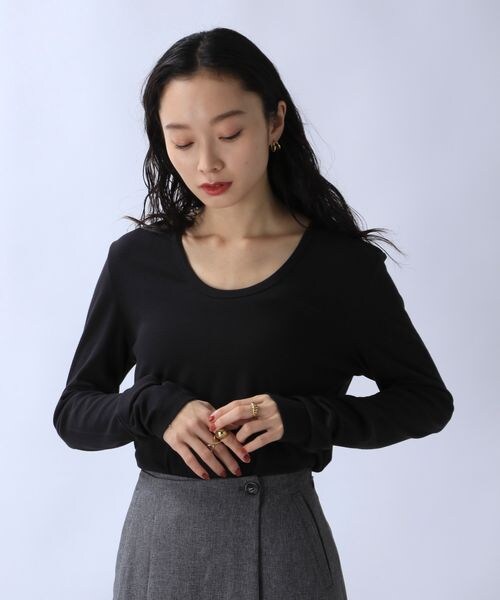 JEANASIS（ジーナシス）の「スムーステレコUネックLS TEE（トップス・ホワイト(05)/ブラック(09)/ブラック×ホワイト(19)・FREE）」の10枚目の写真