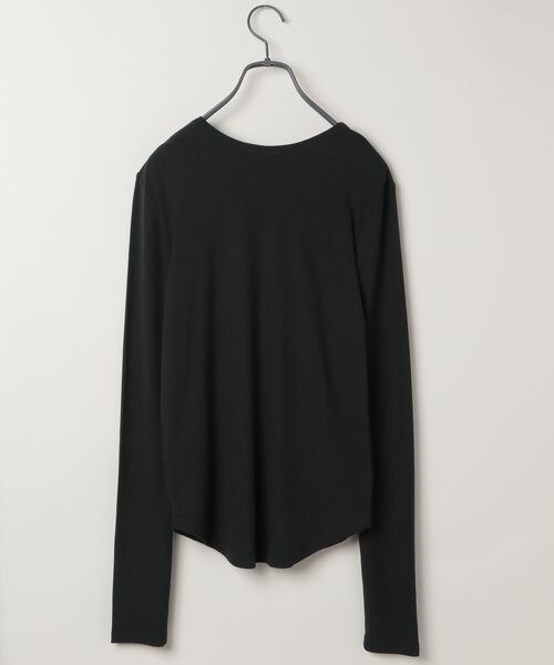 JEANASIS（ジーナシス）の「スムーステレコUネックLS TEE（トップス・ホワイト(05)/ブラック(09)/ブラック×ホワイト(19)・FREE）」の11枚目の写真